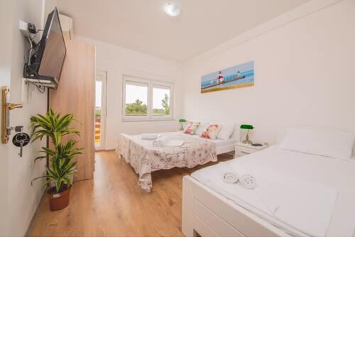 RIVIERA APARTMANS