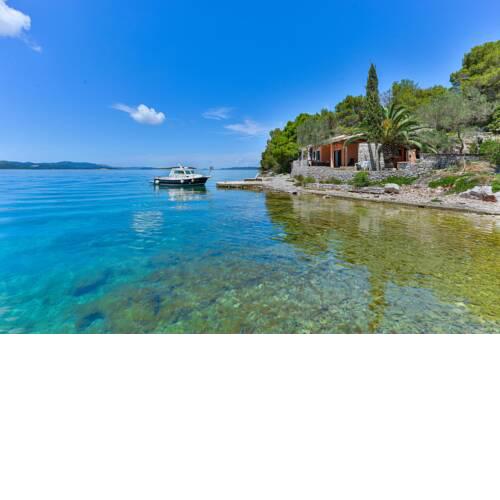 Robinson style holiday home Lavdara