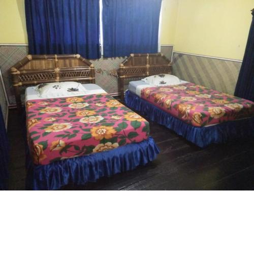 Roman Sinasi Hotel