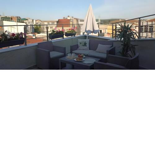 Romantic Apartment with Terrace in Besiktas