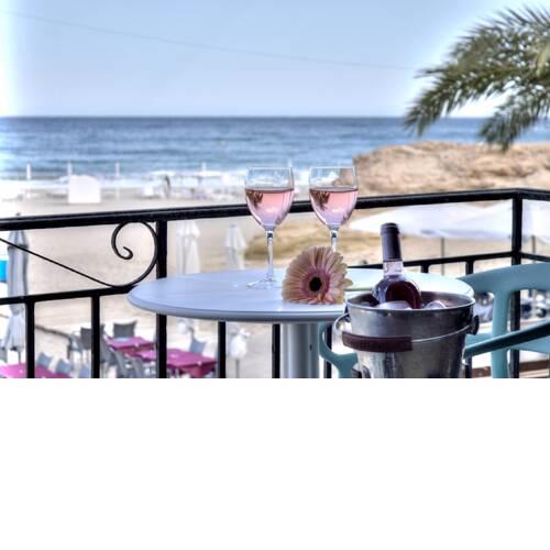 Romantic & Lovely Beachfront
