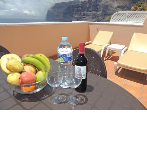 Romantic Retreat with Marine View