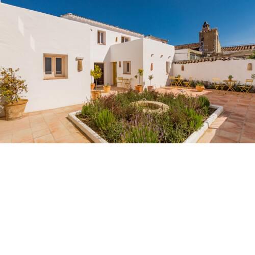 Romantic Ronda garden cottage