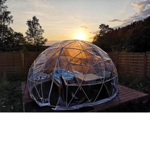 Romantische 5 Millionen Sterne Bubble-Suite mit Hotpot (Optional)