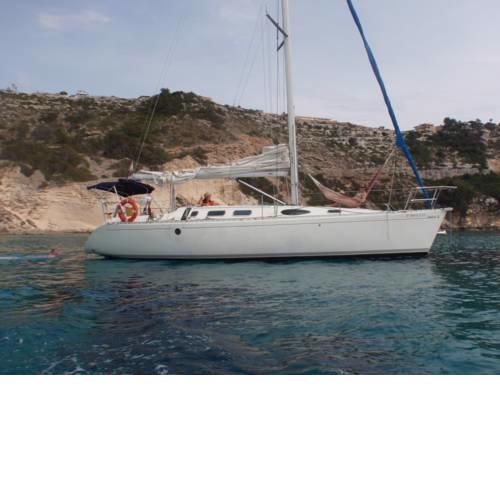 romantische Segelyacht auf der Insel Hiddensee