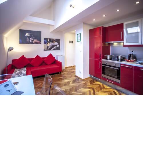 Roof flat 10' to Wenceslas Sqaure
