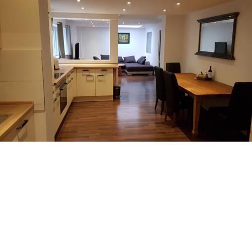 Room-29, Messewohnung
