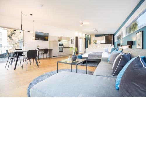 Room 4 Apartments