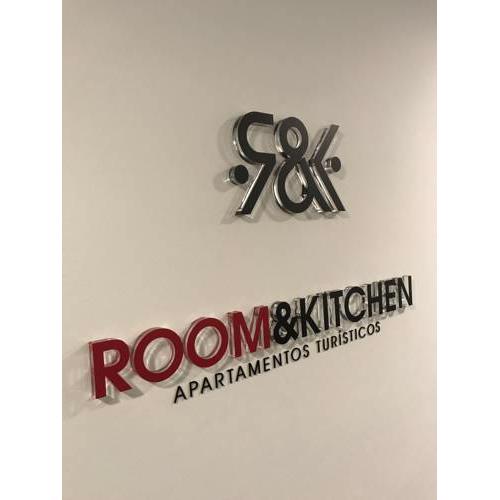 Room and Kitchen Bilbao