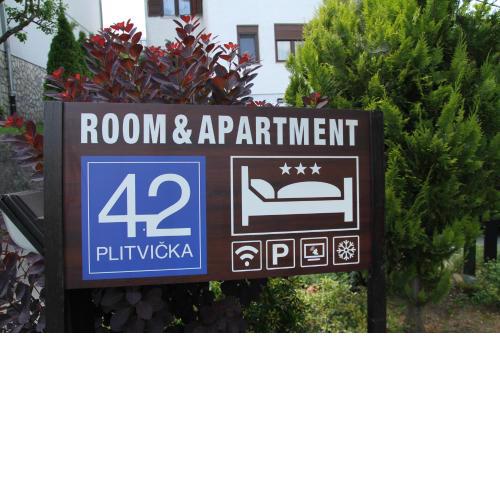 Room & Apartment Plitvička 42