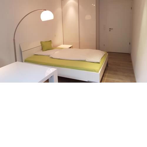 Room in 2-room flat, modern and nice