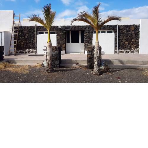 Room in Apartment - Studio In Frontera - Valle Del Golfo, With Wonderful Sea View, Enclosed Garden