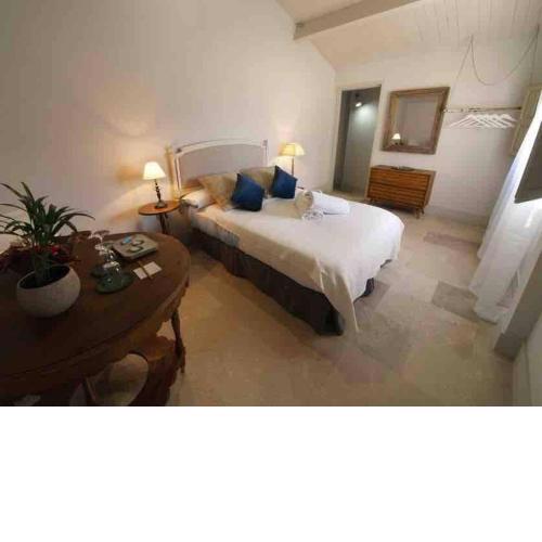 Room in Bungalow - Room with bathroom en-suite