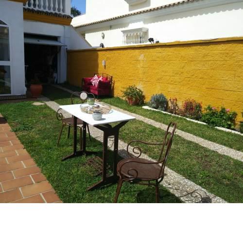 Room in Lovely cottage house / Habitación en Fantástico chalet en Cádiz