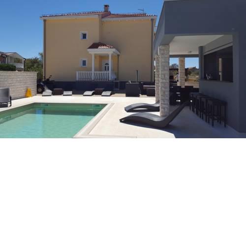 Room in Zaton (Zadar) with sea view, terrace, wireless, washing machine (4141-7)