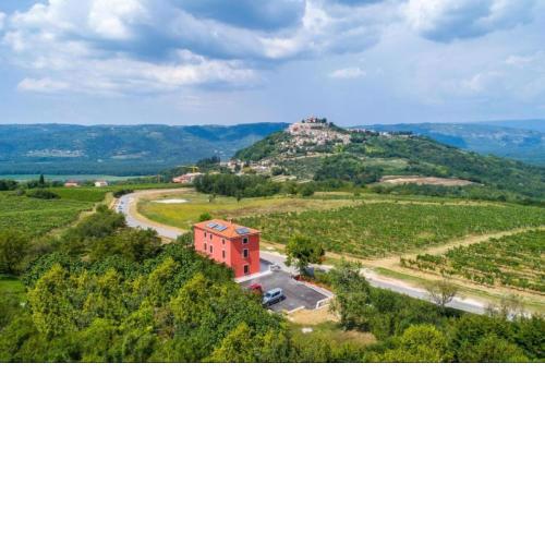 Rooms Casa Rossa in Motovun central Istria