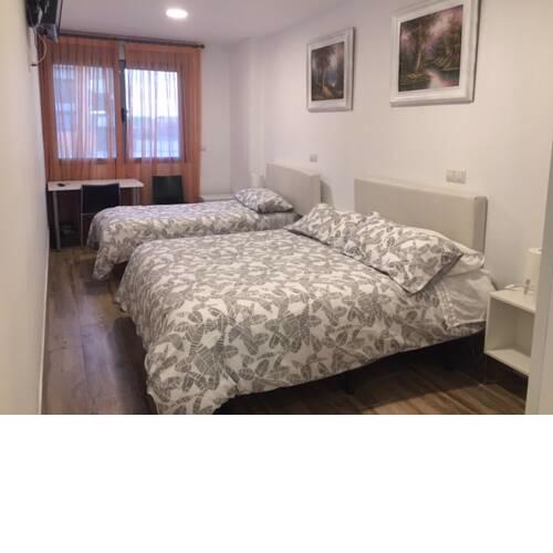 Rooms H Skyline