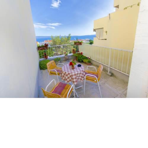 Rooms Near the Beach
