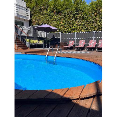 Rooms4ring Privathaus mit Pool nähe Nürburgring