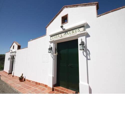 Rosas Cantares: Casa Maurus.
