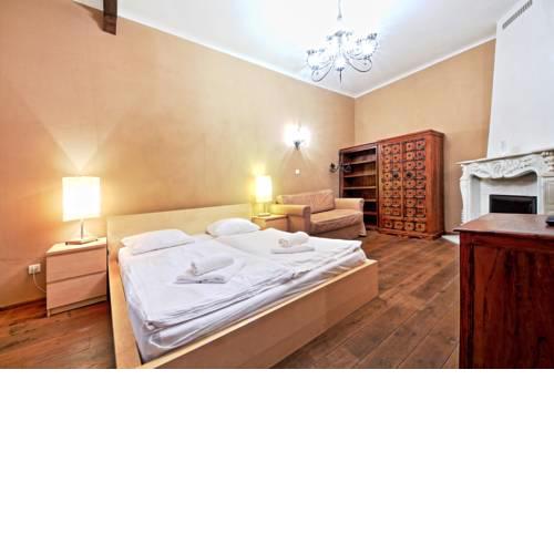 Rose Apartment