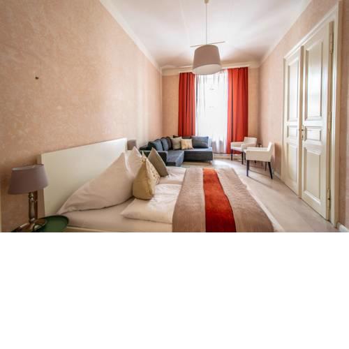 Rose Ruterra Suite