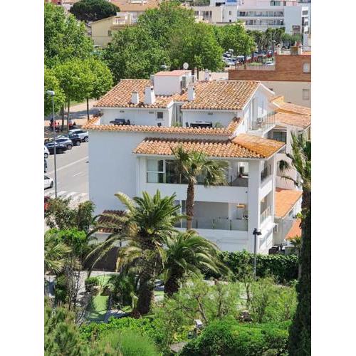 Roses, Magnifique appartement dans une résidence