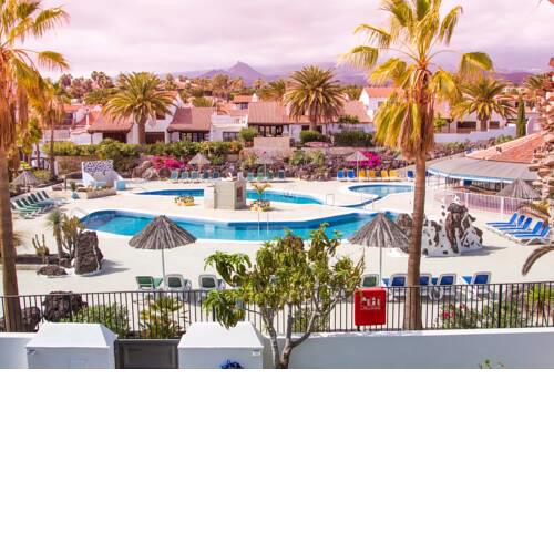 ROXY VILLAS - SPORTS APARTMENT - POOLSIDE AP Piro