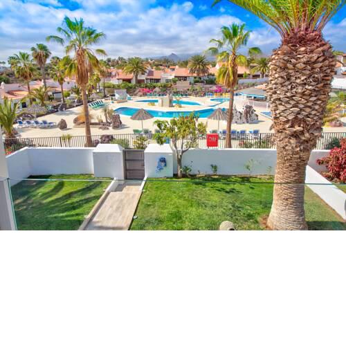 ROXY VILLAS - Sports Apartments -POOLSIDE -AP CLASTO