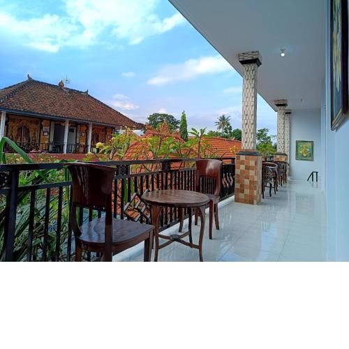 Roy Guest House