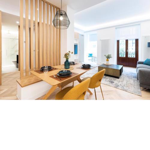 Royal Beach Apartment - SSHousing