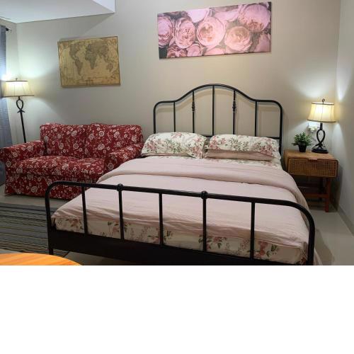 Royal Bed - Royal Sentul Park Apartment