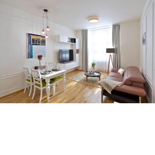 Royal Gardens Apartment