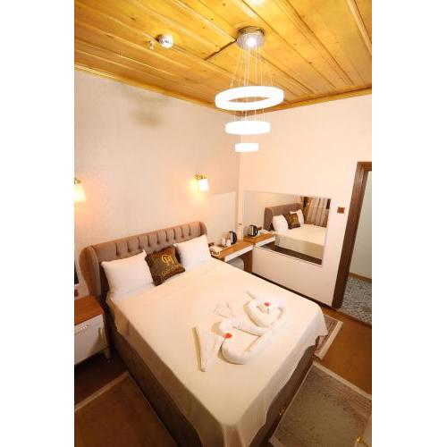 Royal Gur Hotel