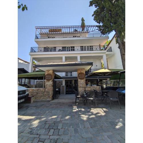 Royal Hayat Hotel Old Town