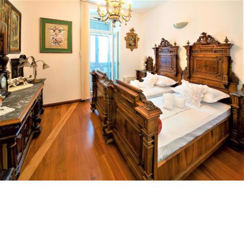 Royal Heritage Apartment