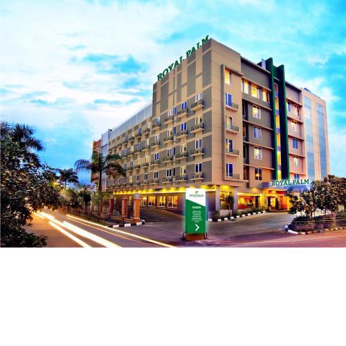 Royal Palm Hotel & Conference Center Cengkareng