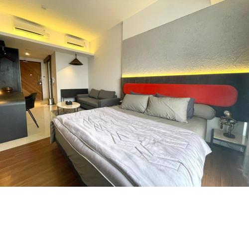 Ruby Apartment #5