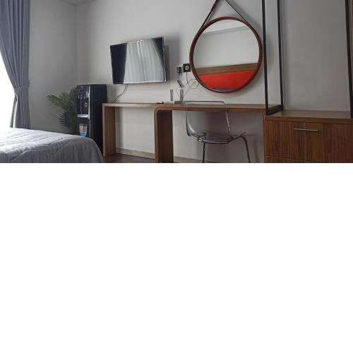 Ruby Apartment #9