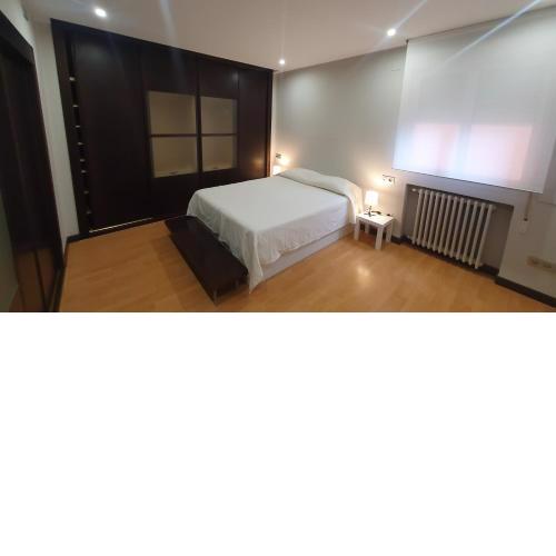 Rufo10- Piso con vistas a la playa, 2 hab, 2 baños, hidromasaje