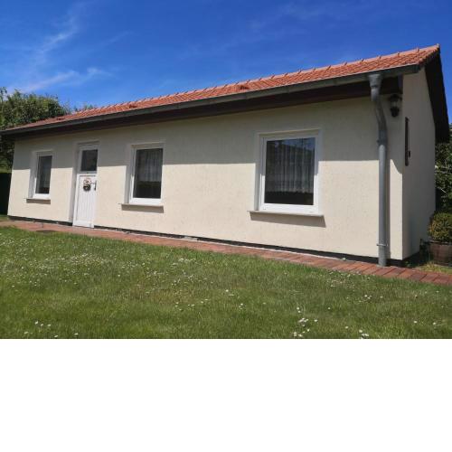 Ruhe & Entspannung an der Ostsee - Ferienbungalow Baumann in Graal-Müritz