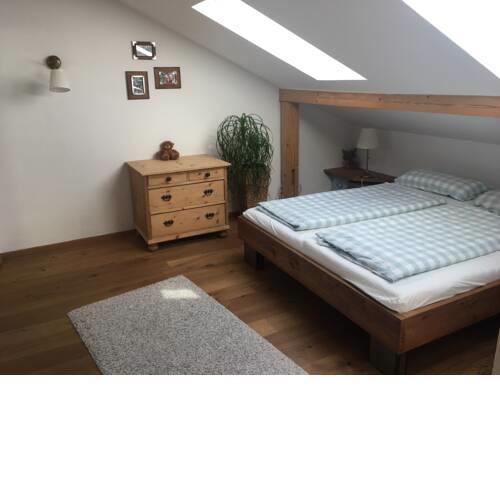Ruhige Dachgeschosswohnung
