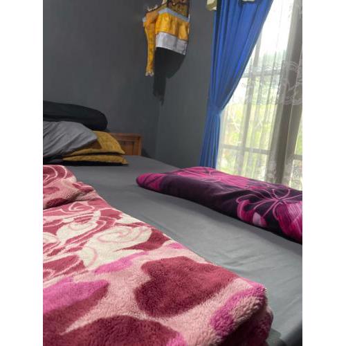 RUMAH BALI YAN BUD