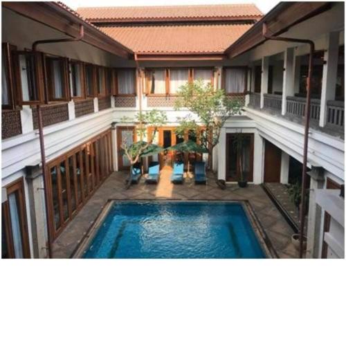 Rumah di Patra Kuningan, Jaksel