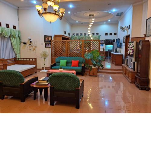 Rumah Gamelan Syariah Guest House Jogja