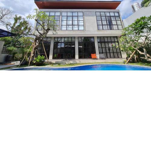 Rumah Hadeka Petitenget