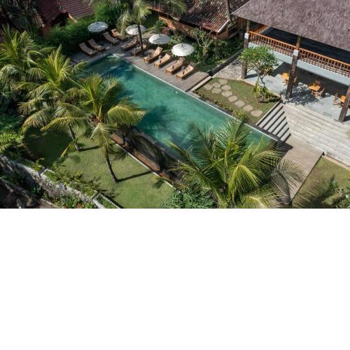 RUMAH KAYU RESORT