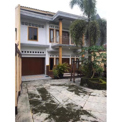 Rumah Mertua Baik