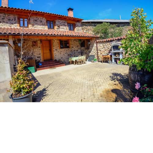 Rural house in the mountain of Leon