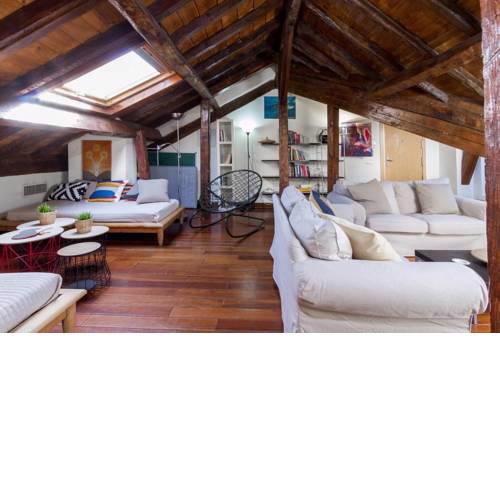 Rustic 5 Bedroom Atic, La Latina (Centre Madrid)